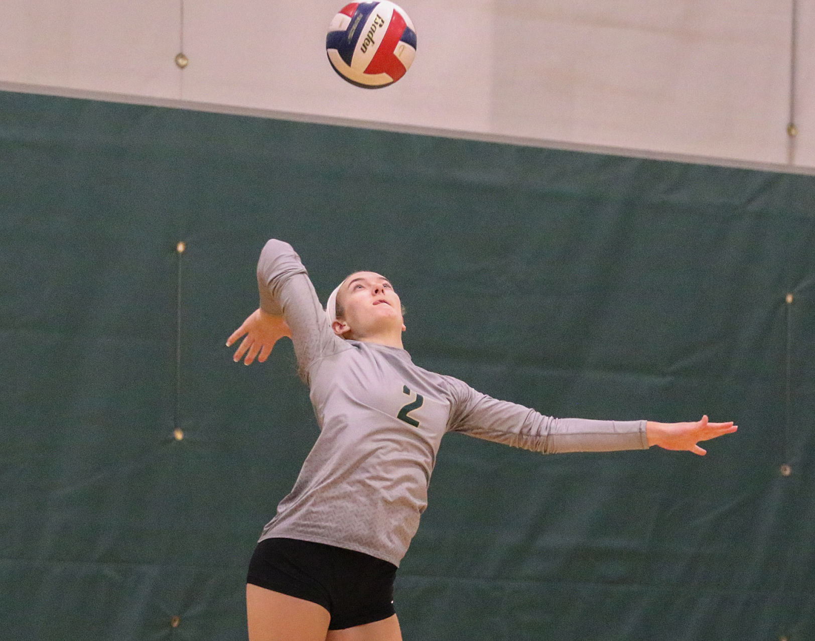 Lindbergh vs. Oakville volleyball